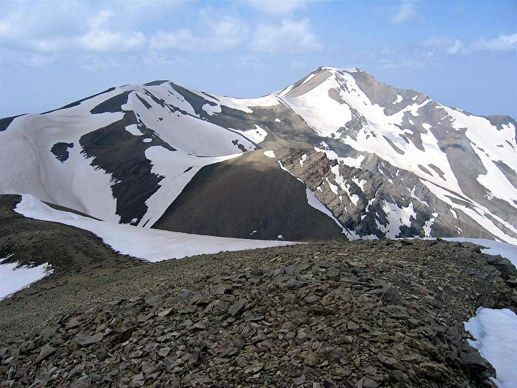 Taleghan Peak (Sefid Kootool) & Siah Darreh