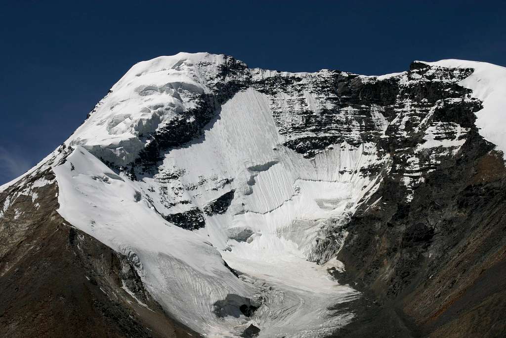 The ridge and the two peaks from Nimaling