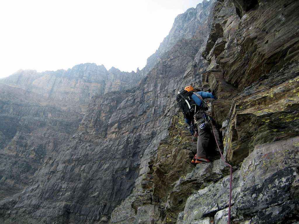 quartzite climbing on the middle part of the rib