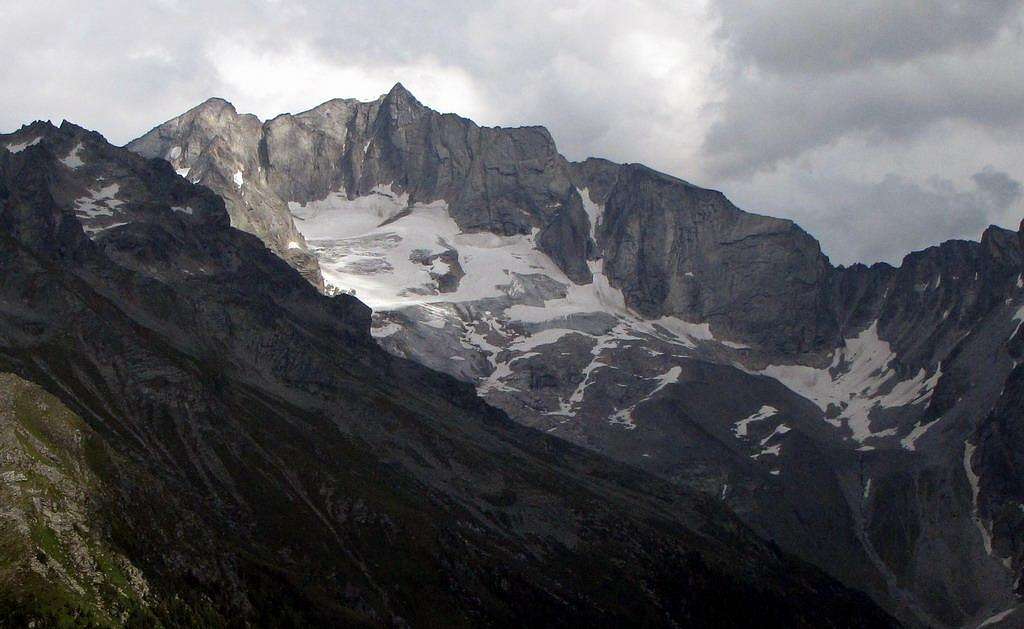 View to Hochalmspitze from the middle station  of Ankogelbahn (1940m)