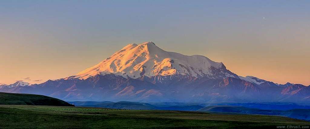 Elbrus from the West...