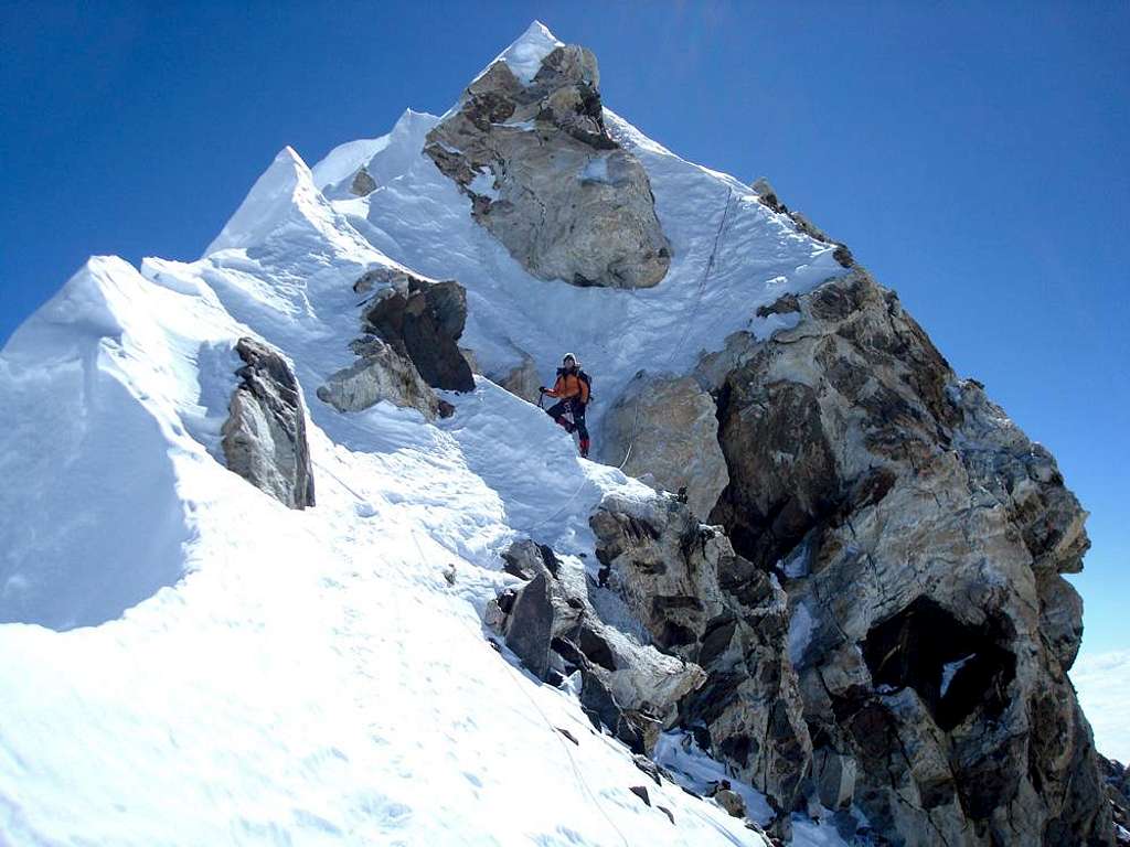 Makalu: Mick Parker on false summit