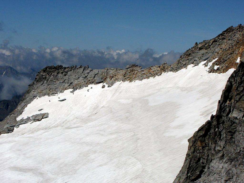 A group aproaches the summit on the upper trail of  Trippkees.