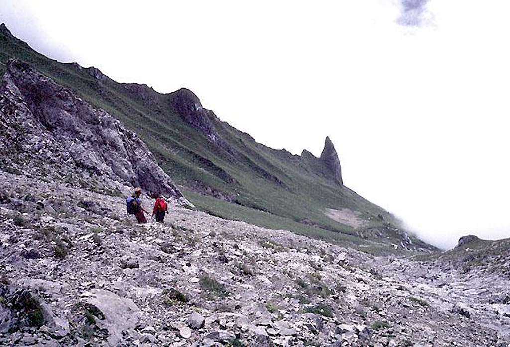 Descent route on Ärmighorn.