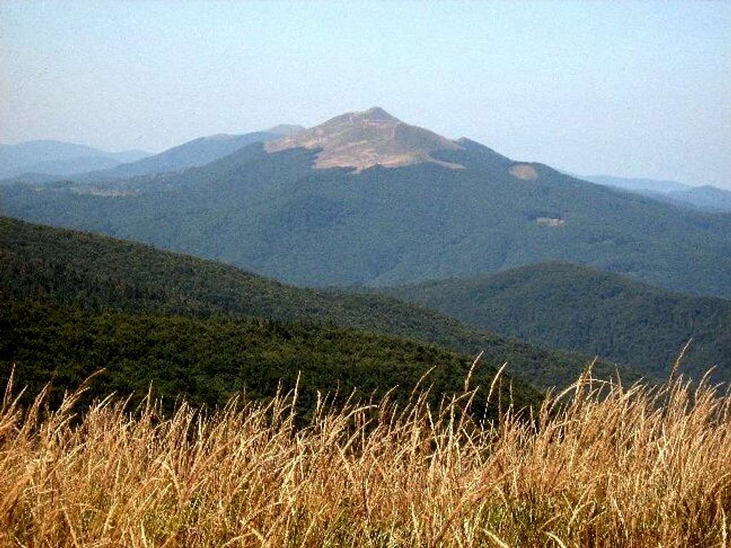 Mount Carynska Polonina (1297 m)