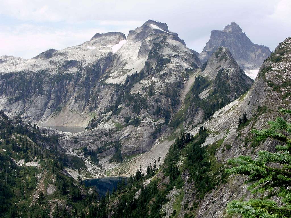 View from the trail to Trappers Peak