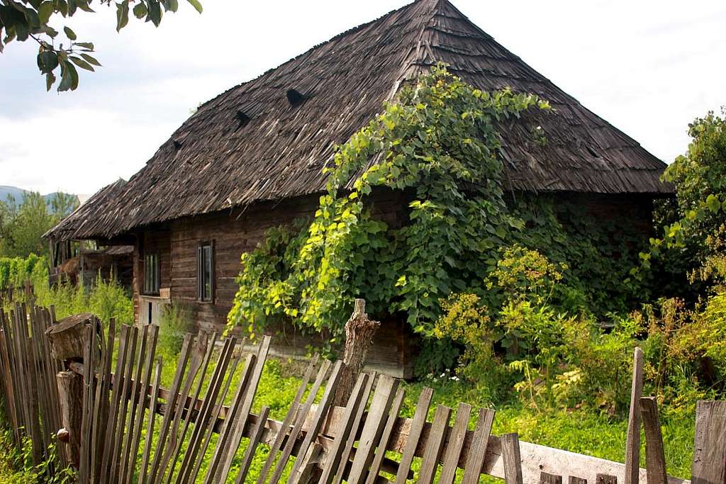 Old Maramures house
