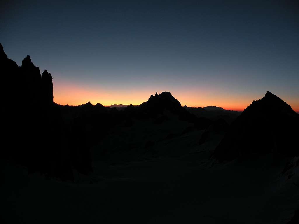 Sunrise on Arete Kuffner