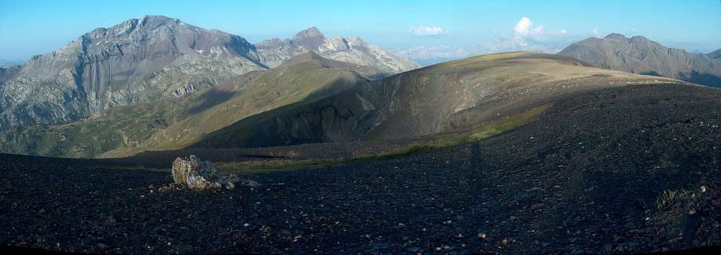 Somewhere on the Peña Blanca ridge, looking to the Suelsa, Fulsa, and Rioumajou peaks