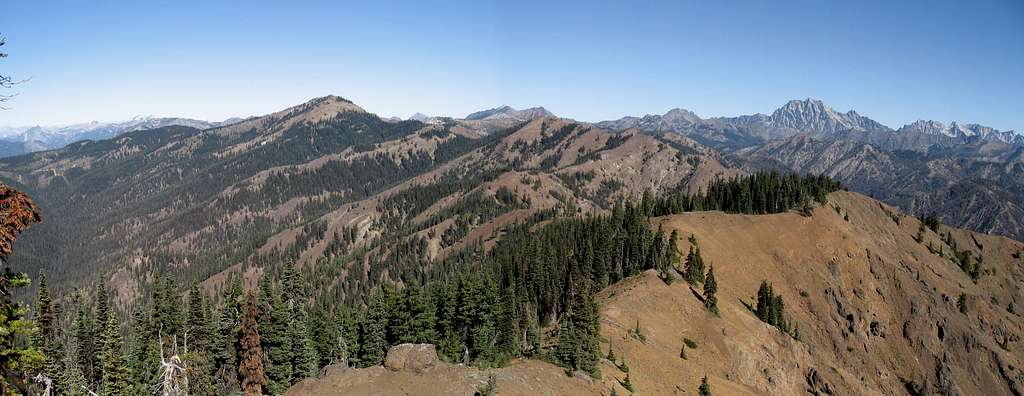 Jolly Mt. ridge traverse from Elbow Peak east