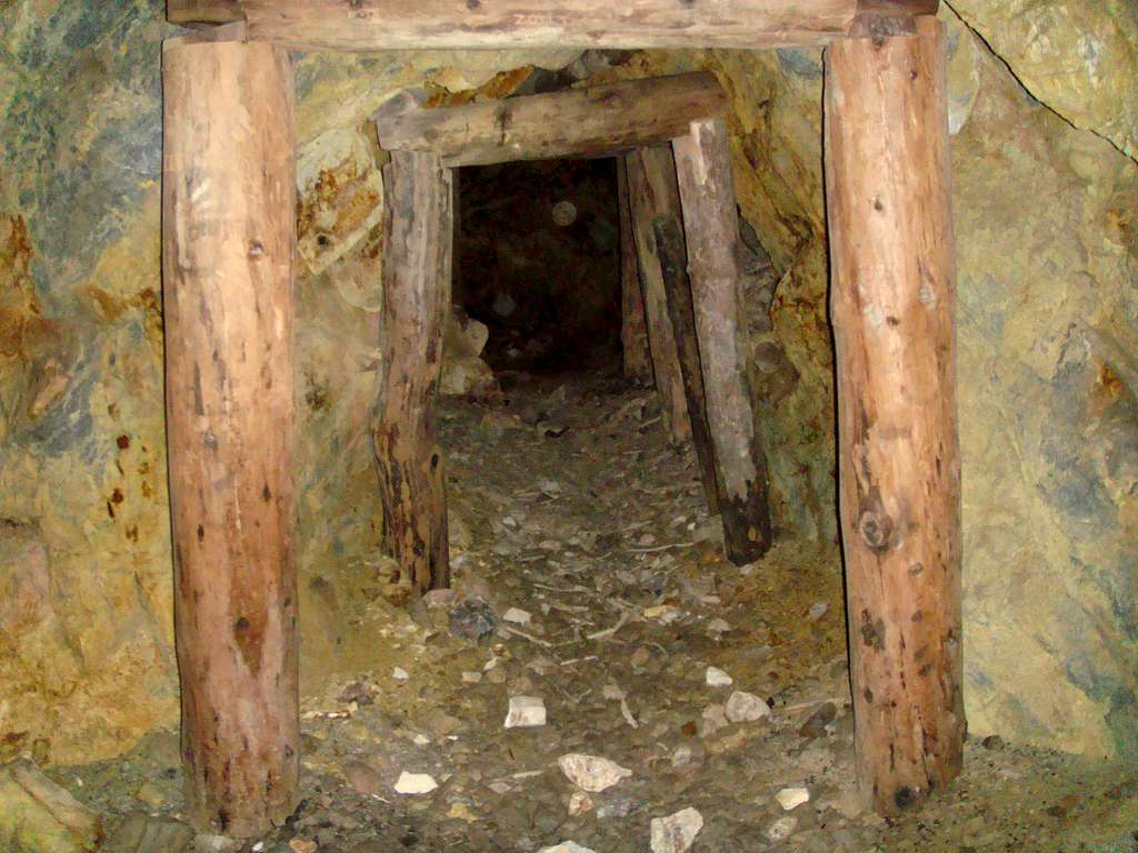 Miner's Cave in New Mexico