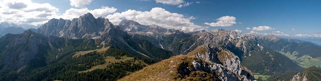 Summit Panorama towards the Prags / Braies Dolomites