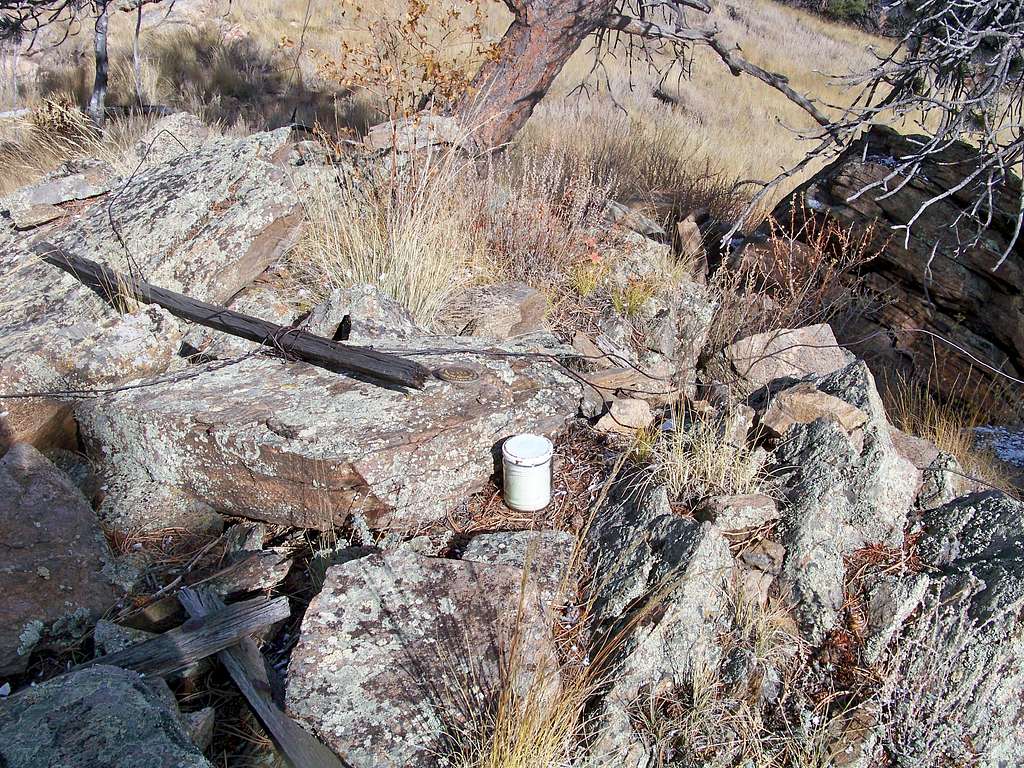 Summit register and marker
