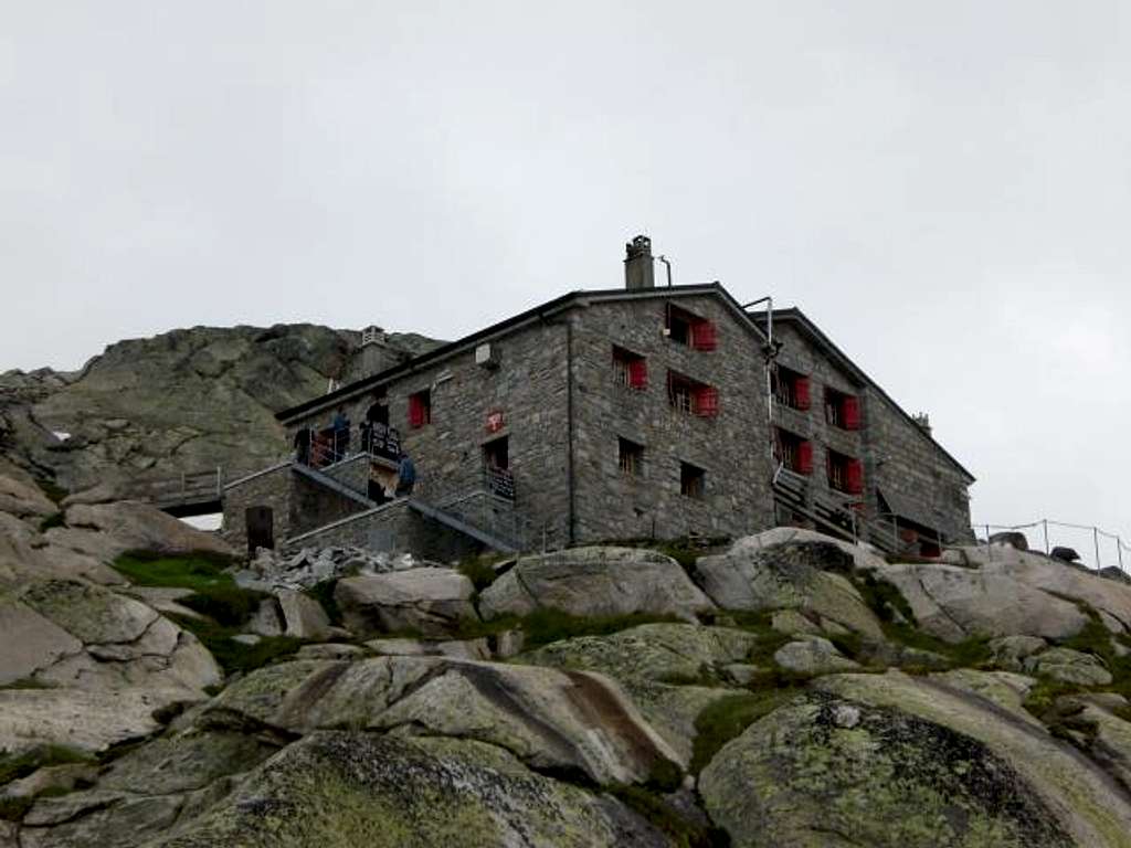 Monte Rosa Hut (Dufourspitze) 