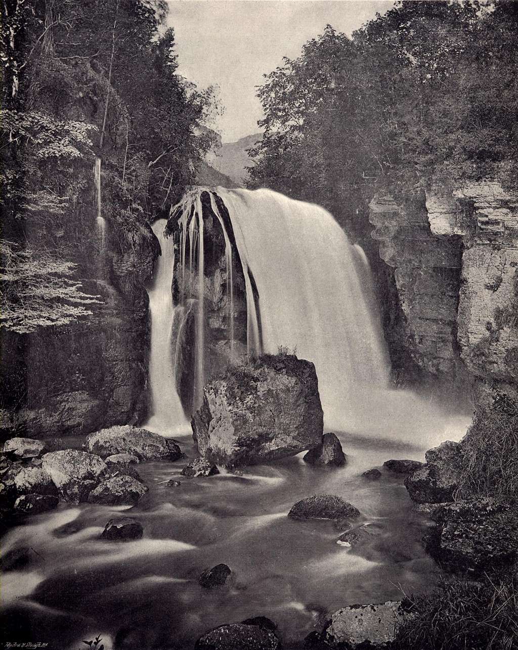 Sassenage waterfall