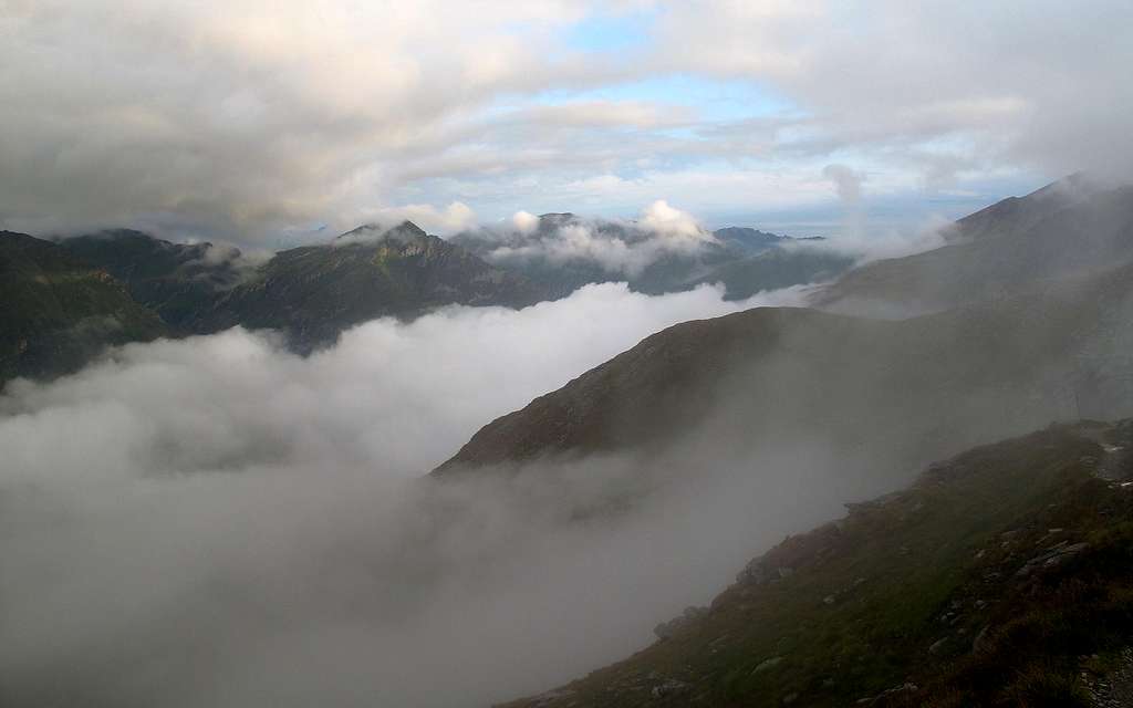 Morning cloud over the Gastein-Rauris mountains