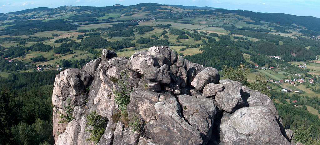 View from Krzywa Turnia on top of the Sokoliki hills