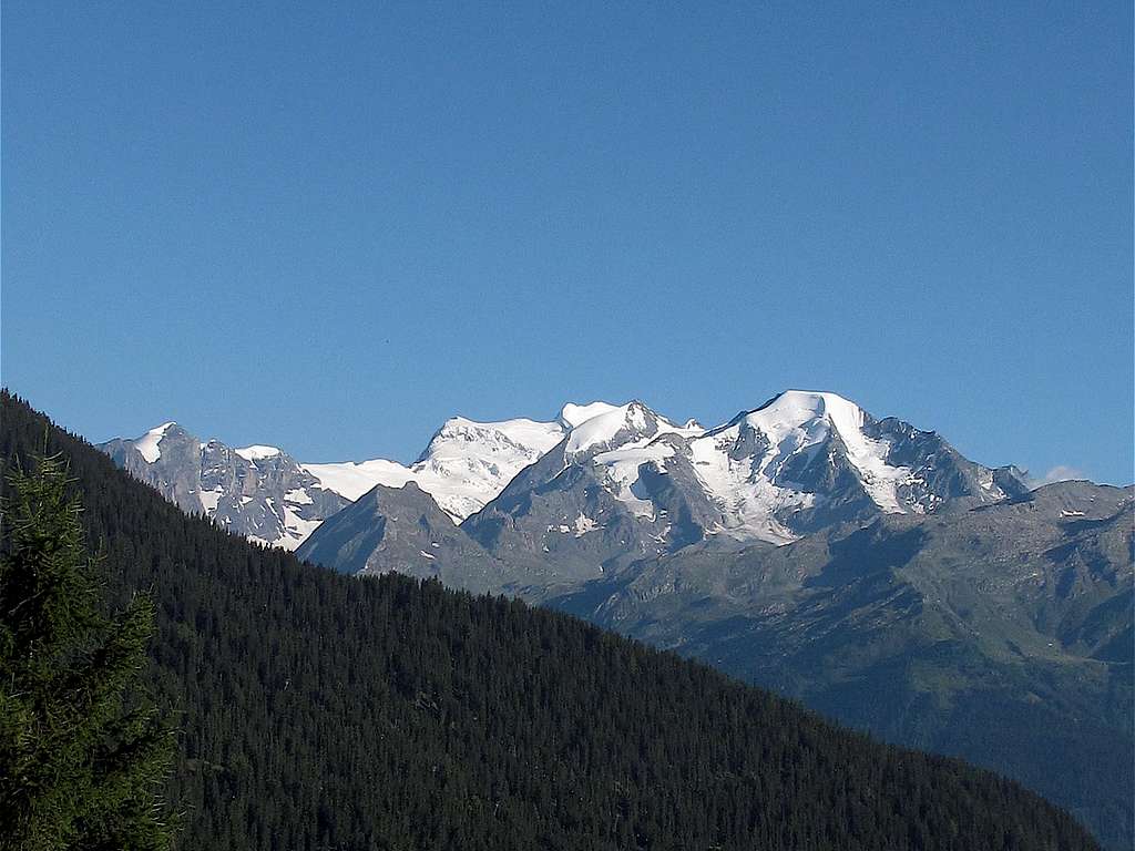 The Combins seen from just above Verbier