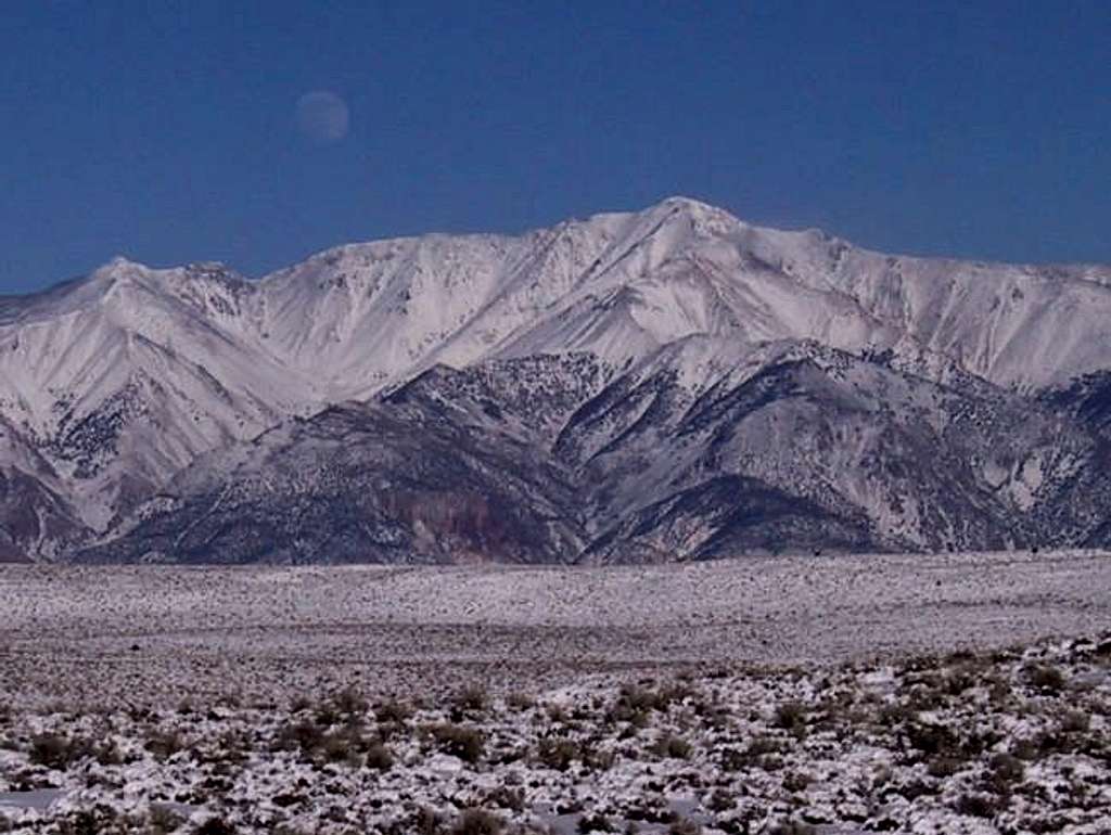 Moonrise over White Mountain...