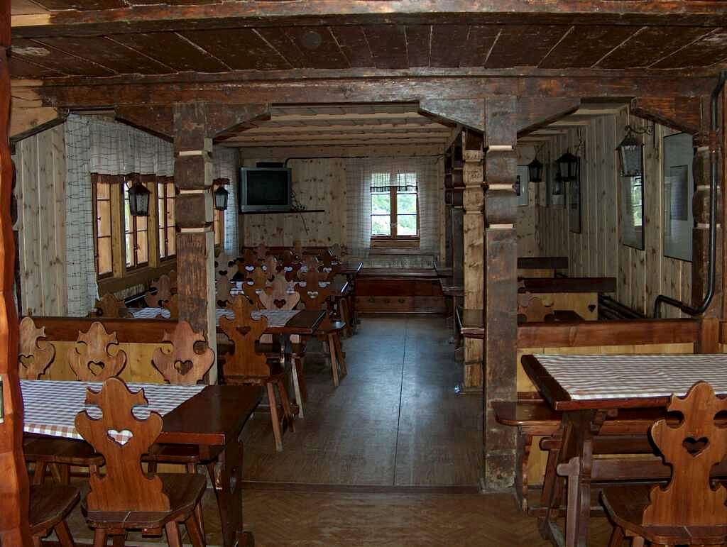 The Samotnia hut