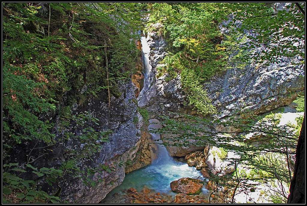 Moznica/Nemclja waterfall