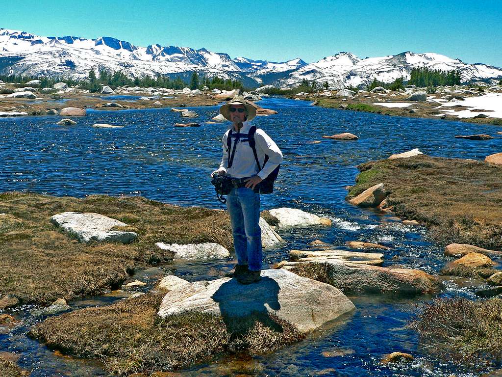 The quintessential Sierra Dayhiker