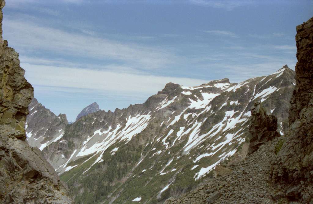Sloan Peak behind Ida pass