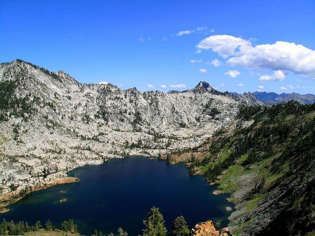 Caribou Lake from western Ridge