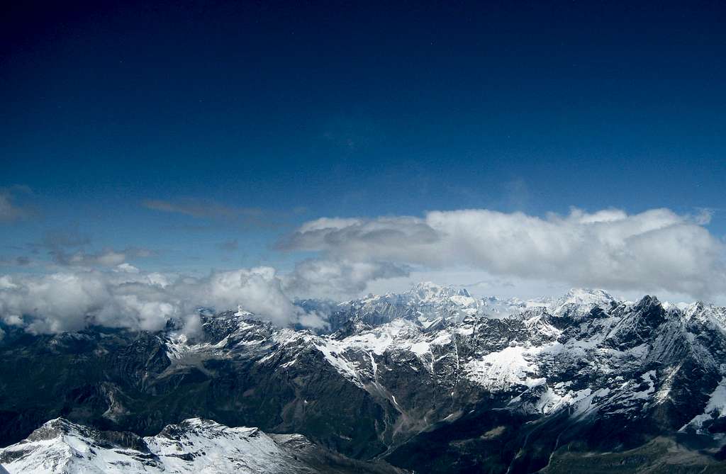 Panoramic view of Mont Blanc from Matterhorn