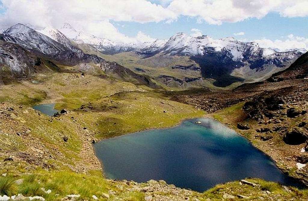 The two lower Lussert lakes and the upper part of Grauson valley, Punta Tersiva included