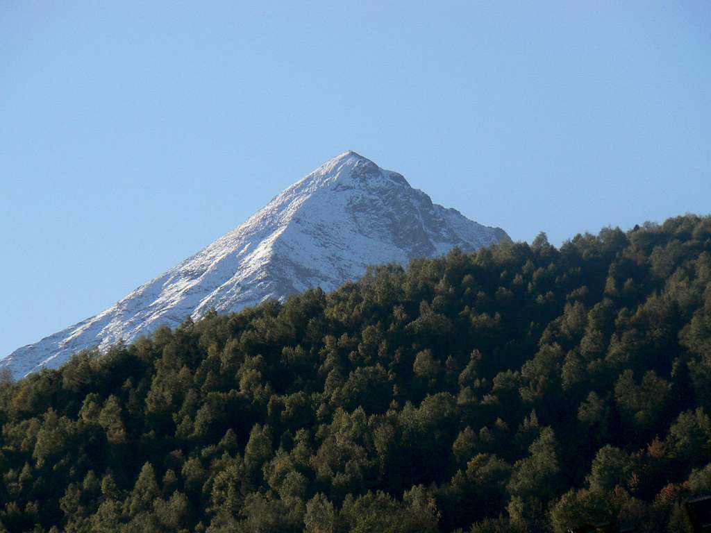 Pic de Sarrouyès from Saint Lary