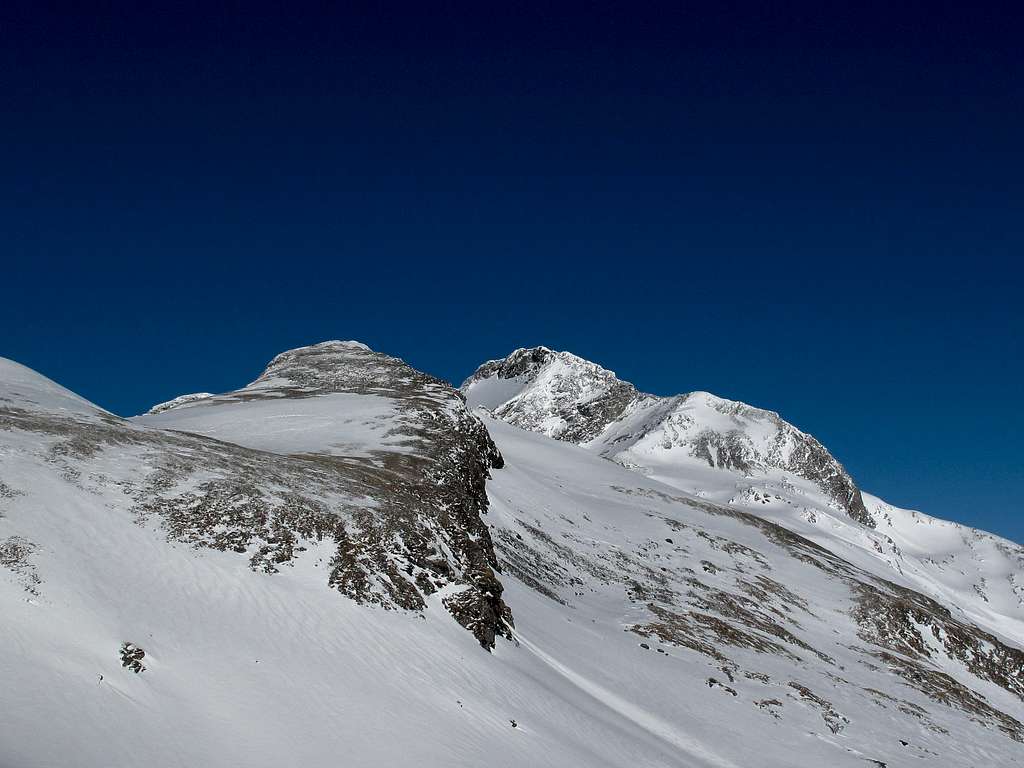 Grauleitenspitze (2891m) and Ankogel (3246m)