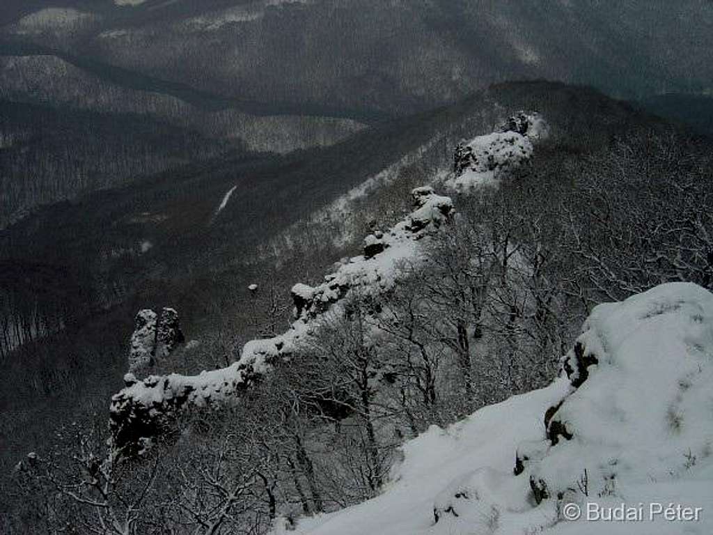 Vadálló kövek ridge in winter