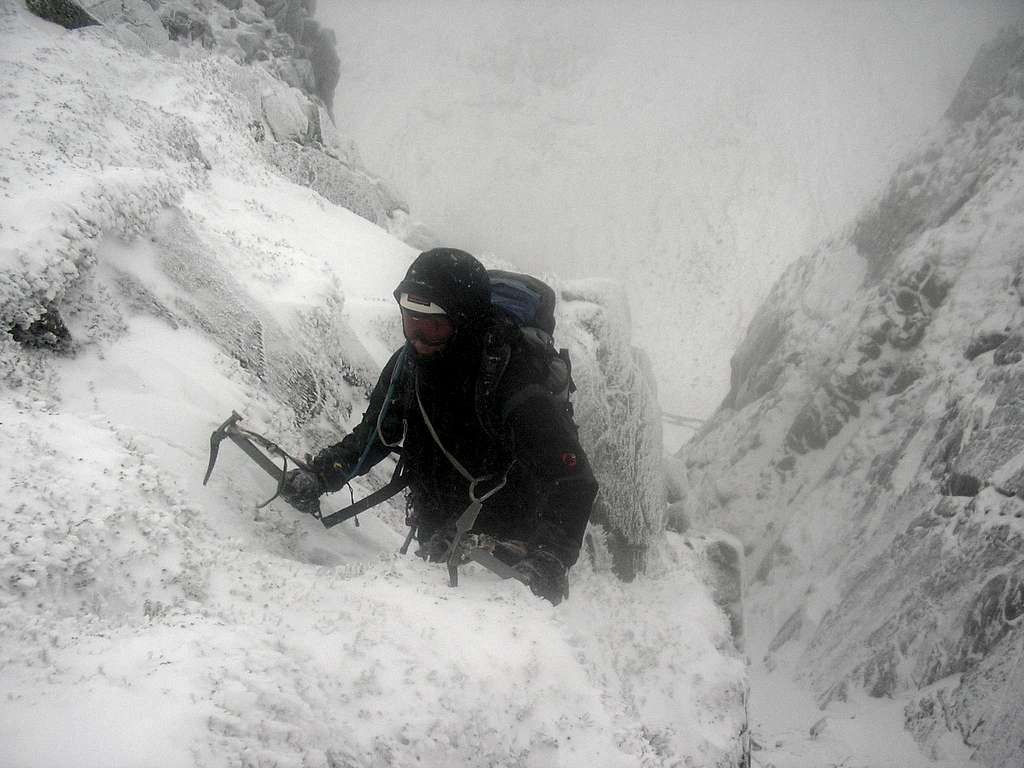 Creagh an Dubh Loch - Central Gully