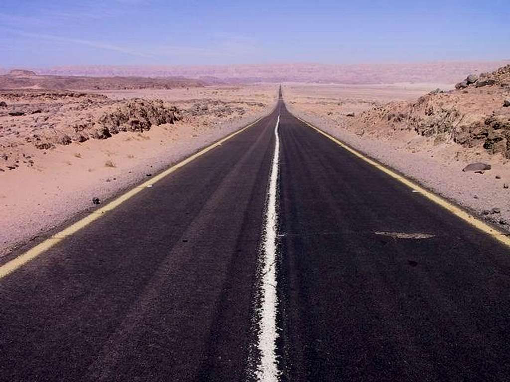 Road from Dahab to El Malga...