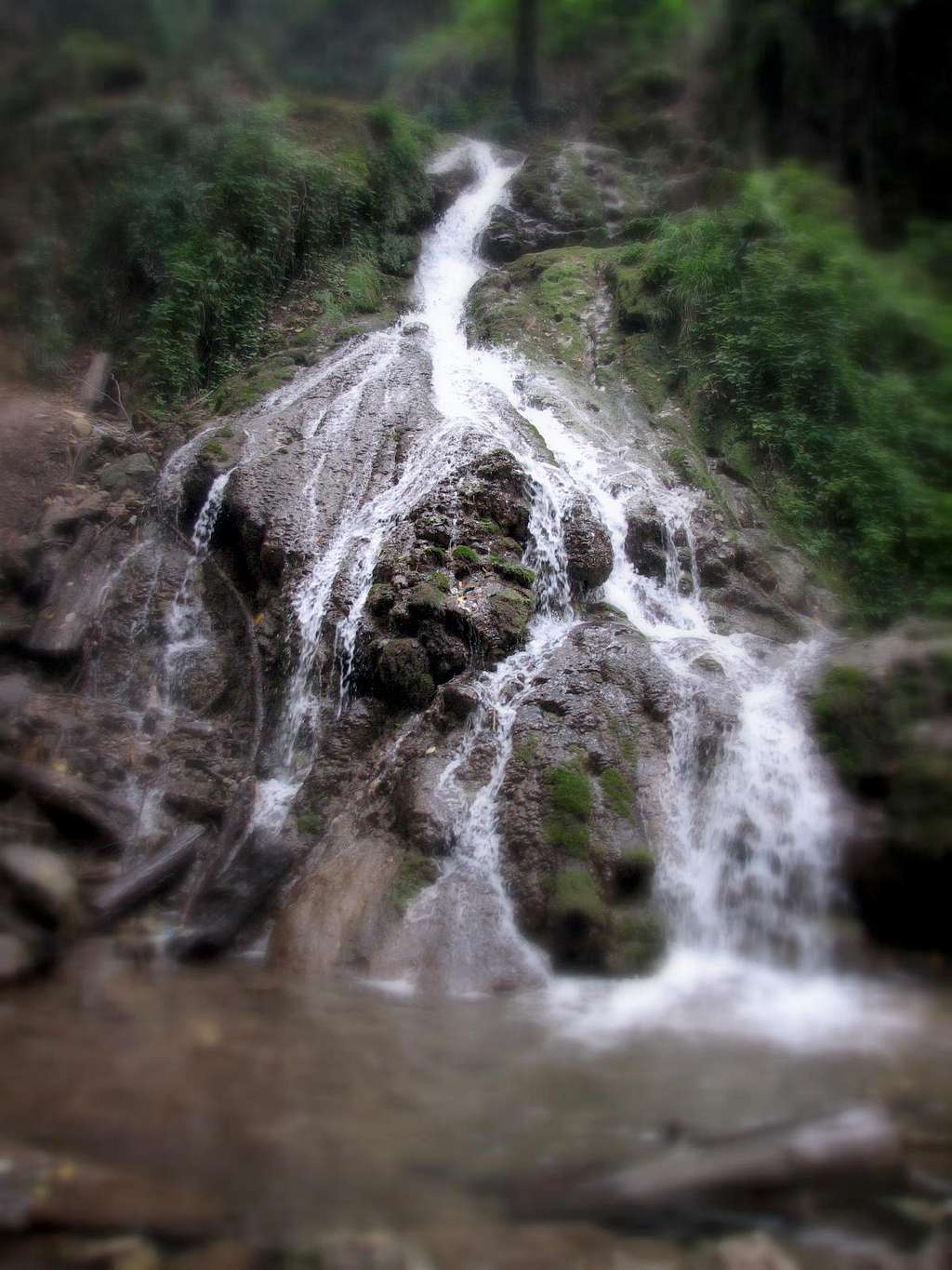 Kabodval Waterfall