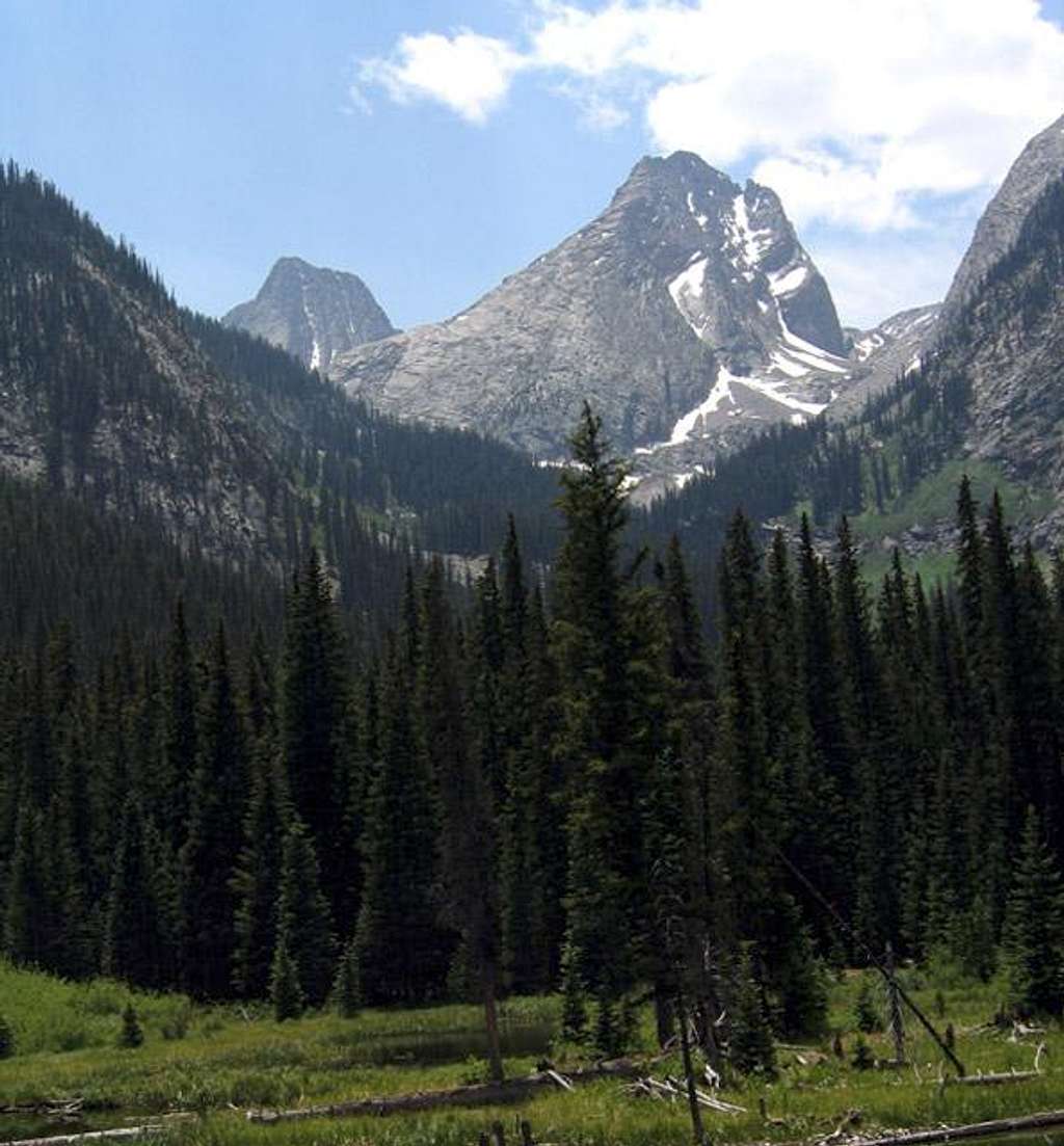 Arrow Peak from the beaver...