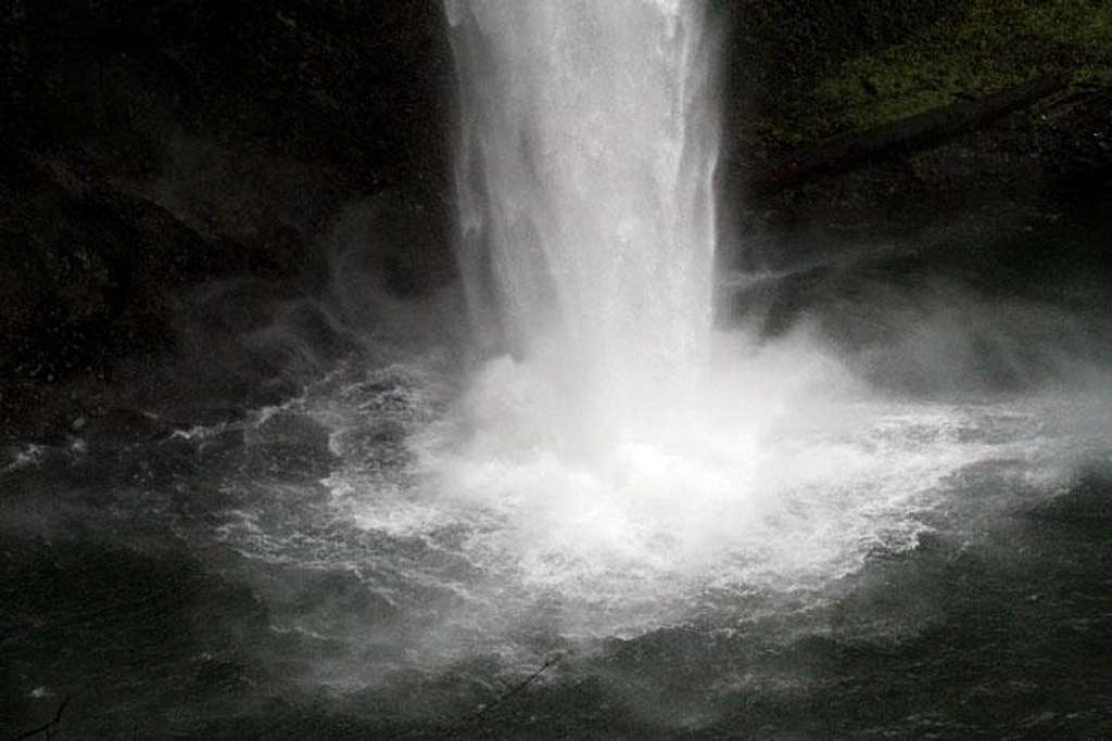 Water crash, Silver Falls, Oregon