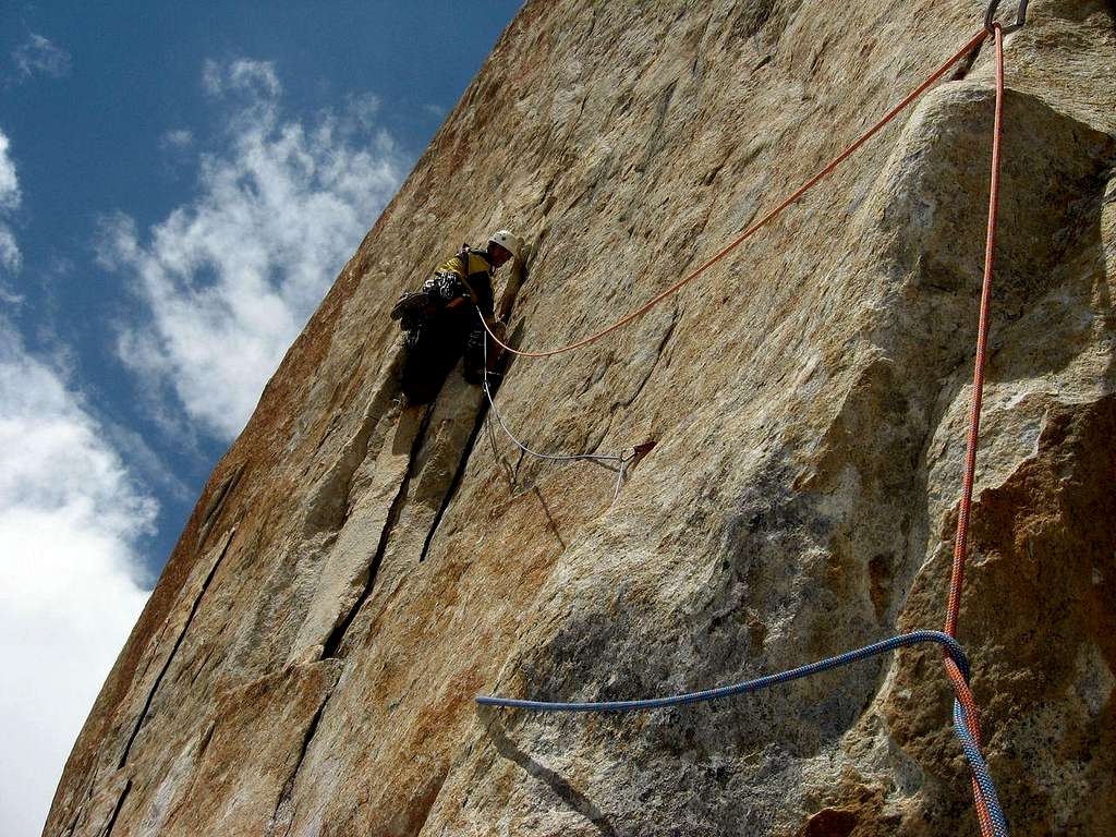 Lukpilla Brakk - climbing