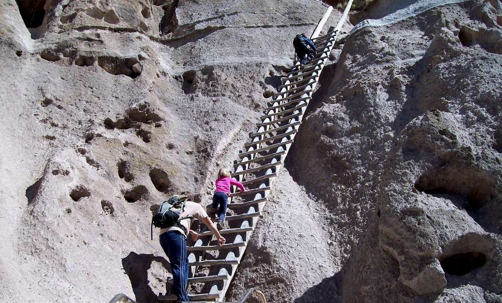 Route to Ceremonial Cave