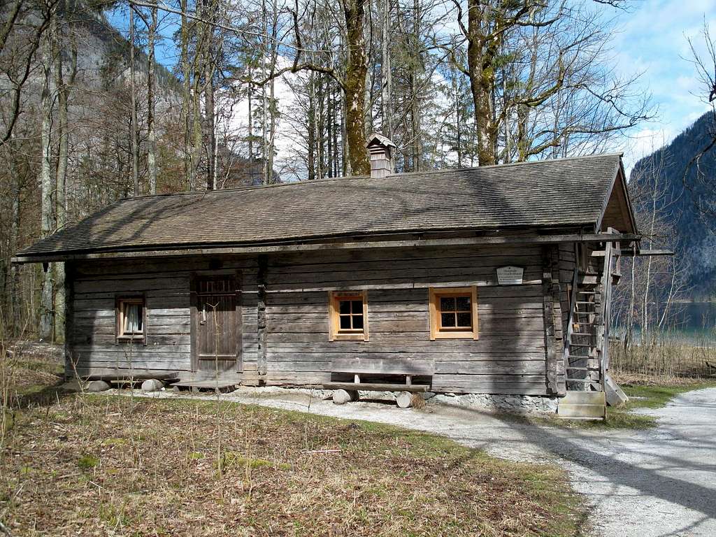 The log cabin for the Watzmann climbers