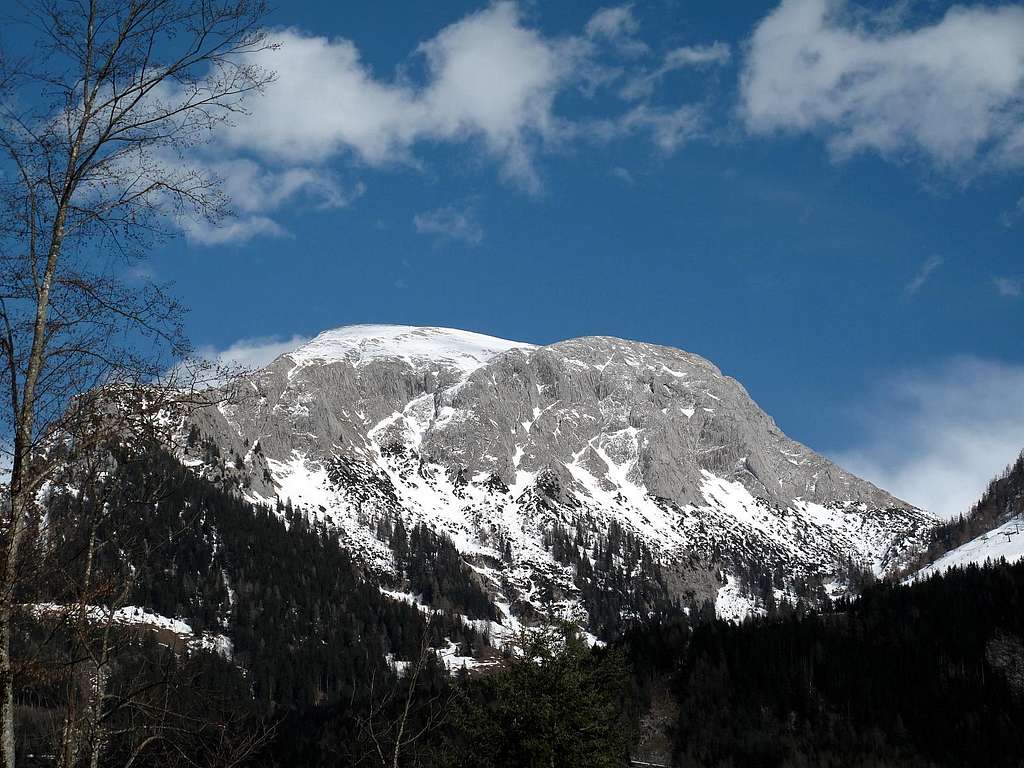 The Hohes Brett (2338m), seen from Schönau am Königssee