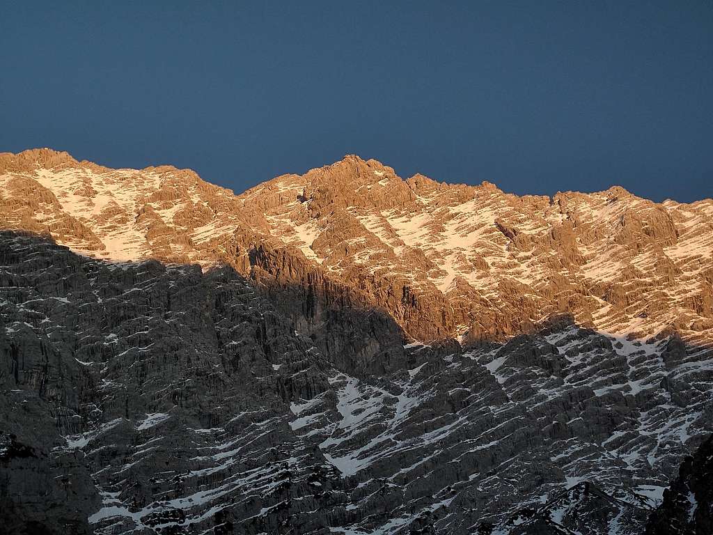 The west wall of the Watzmann in the evening light