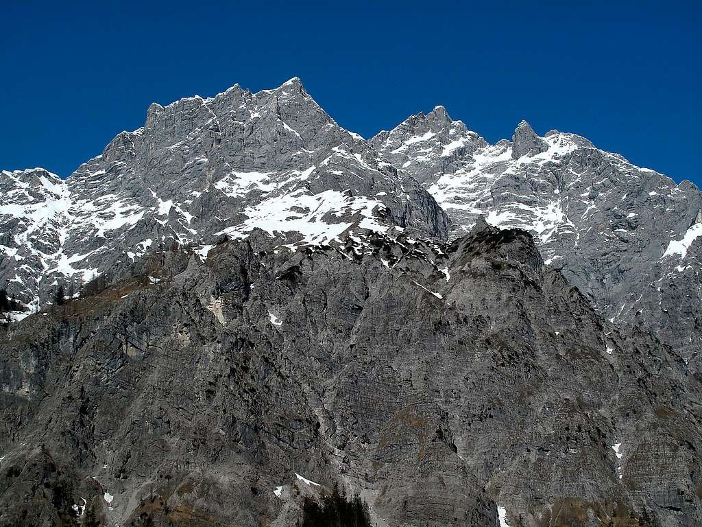 The Hochkalter group, seen from the Wimbachgries