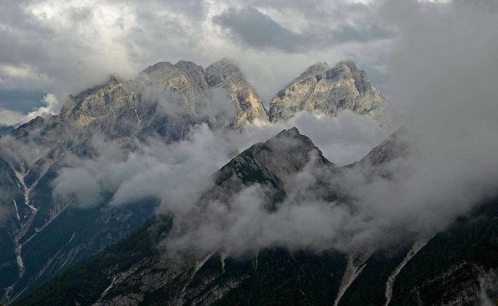 Cima dei Vieres (2310 m) & Monte Vacalizza (2266 m)