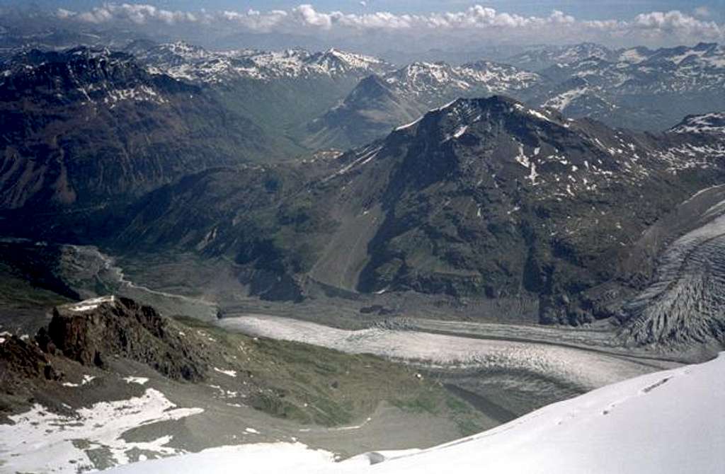 View to the boval glacier...