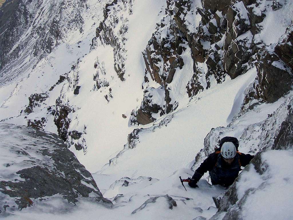 Technical pass in the north face of Mulhacén