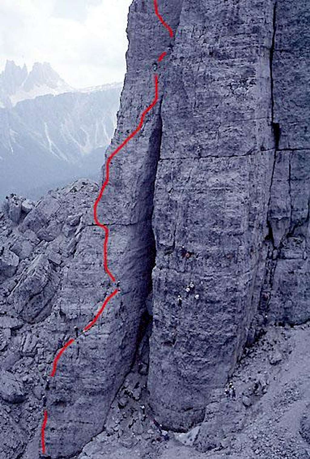 Torre Lusy, North Face Route