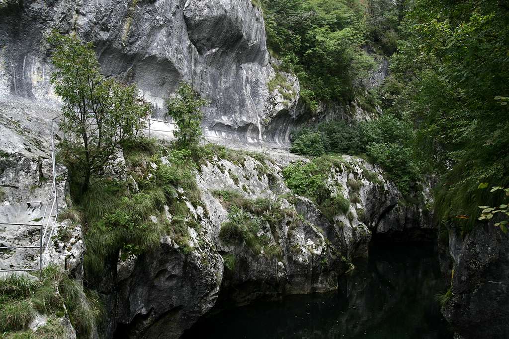 Corcoaia Gorge