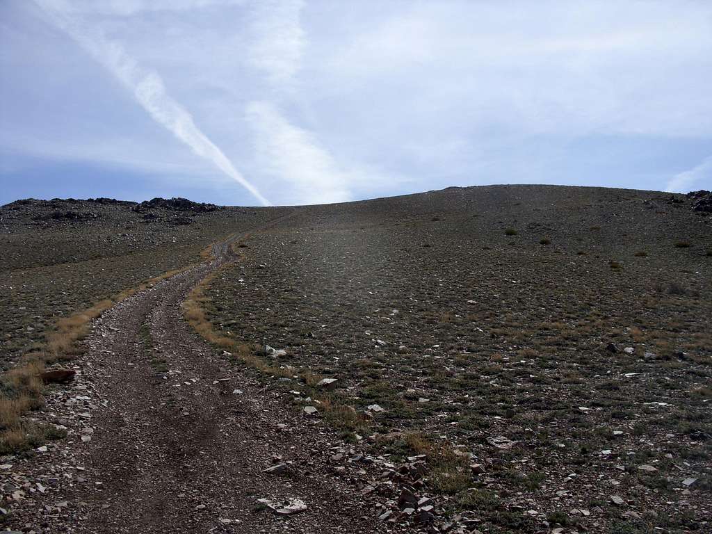 Final stretch up Oreana Peak